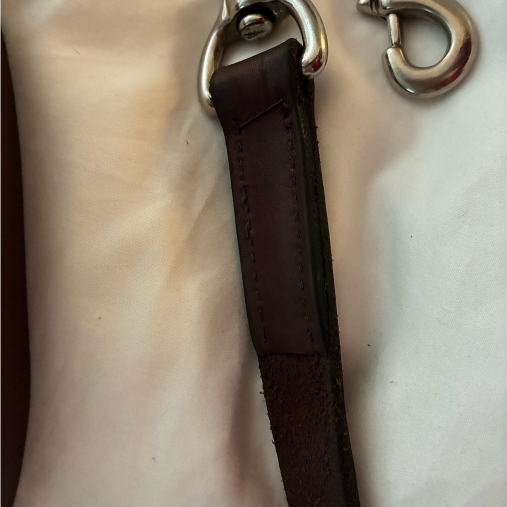 Premium Leather Showmanship Halter Equestrian Lead for Showing or Everyday Use - Picture 6 of 6